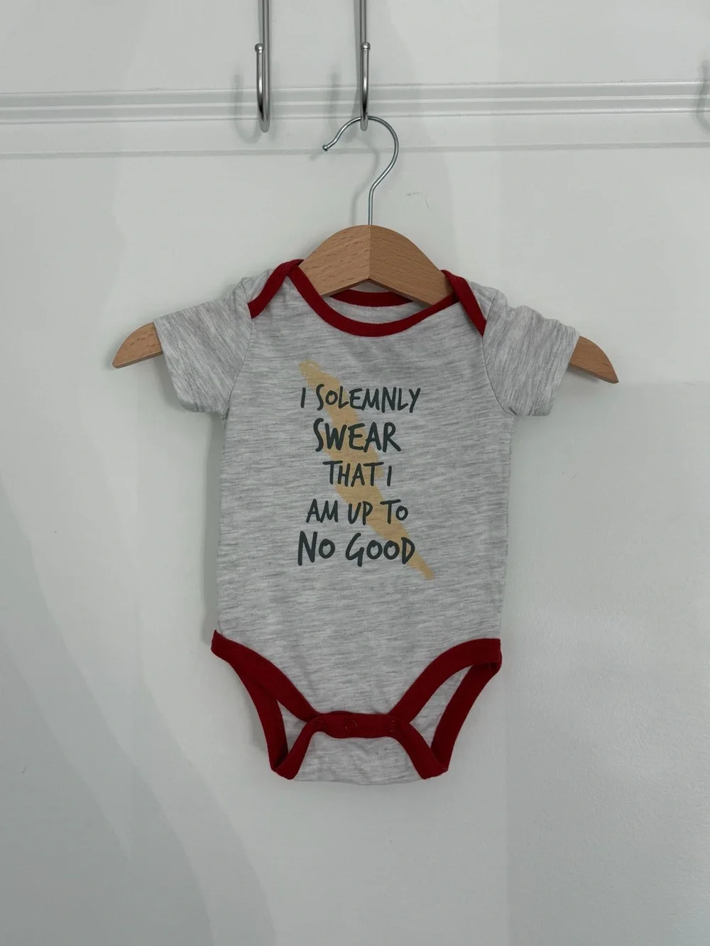 NEW! Harry Potter 0-3 months baby onsie newborn wizarding world of Harry Potter